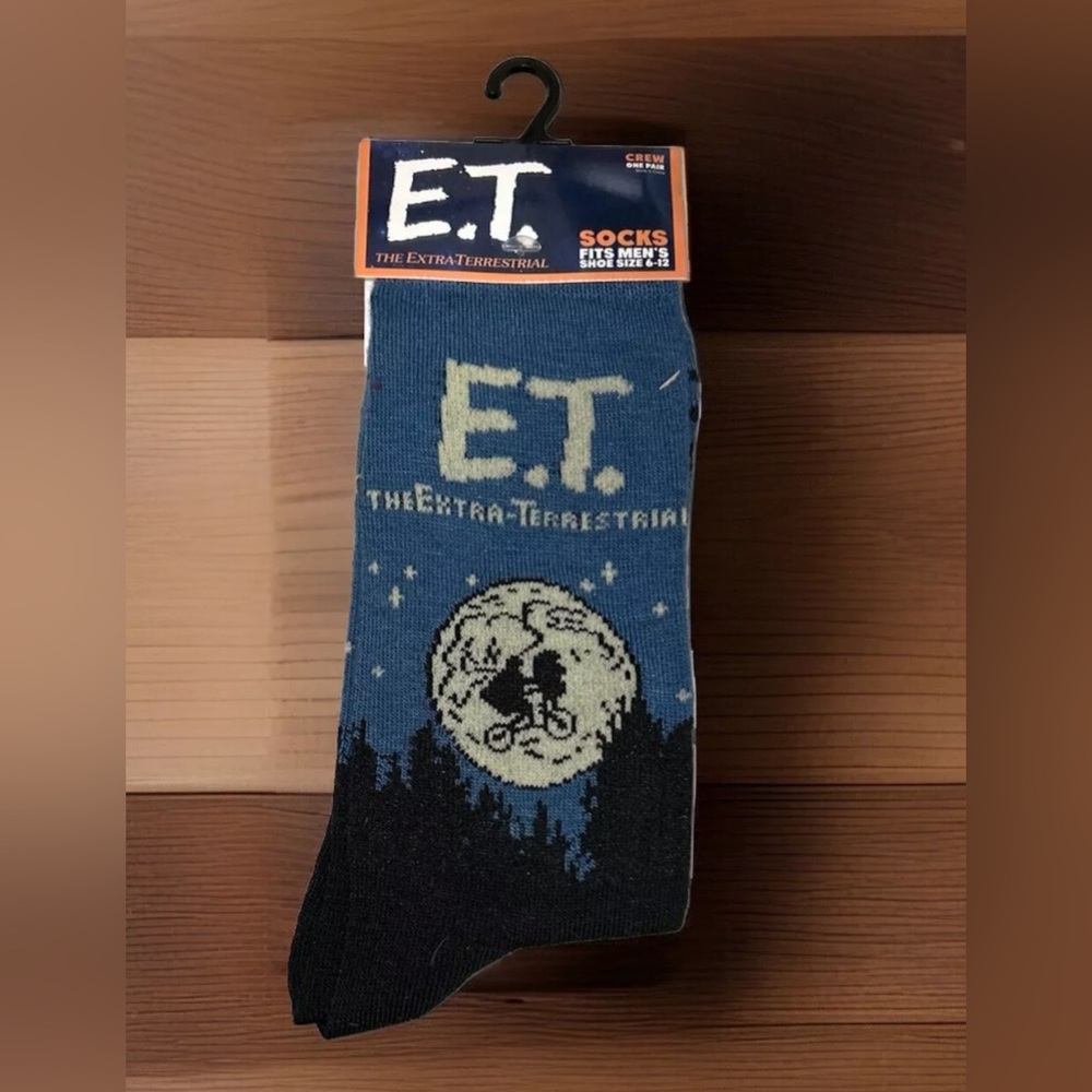 ET Movie Novelty Crazy Socks Mens Size 6-12 Crew The Extra Terrestrial Odd Sox